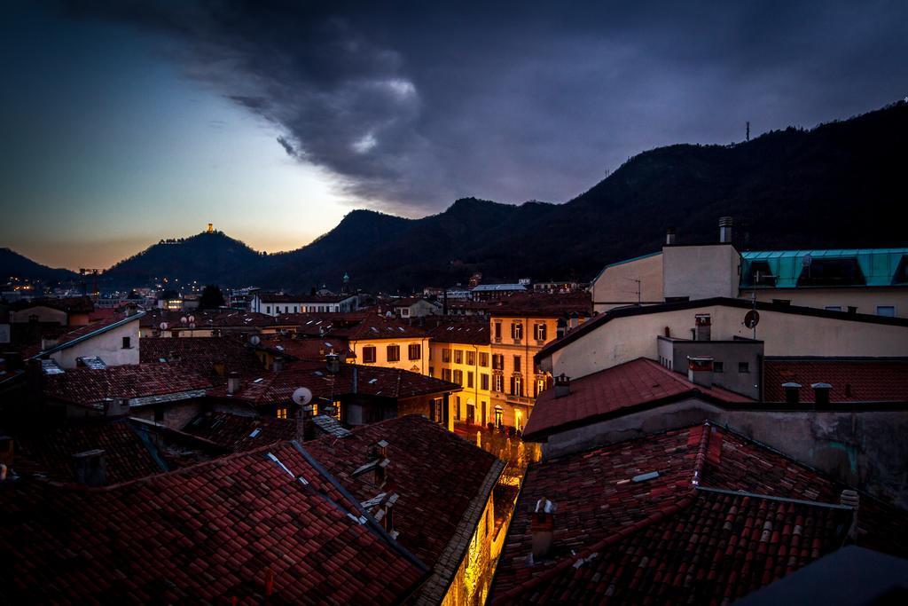 Como Unique View - byMyHomeinComo Quarto foto